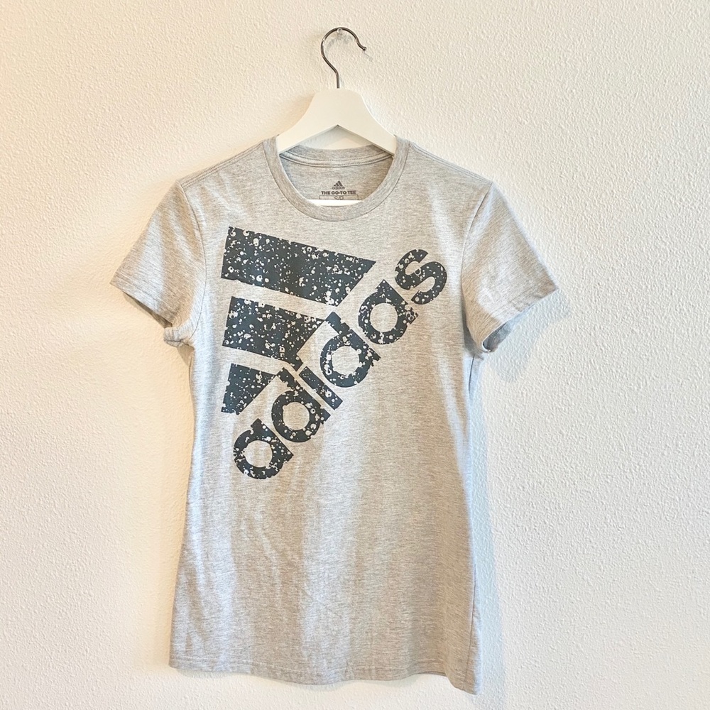 NWOT Adidas The Go-To Logo Tee